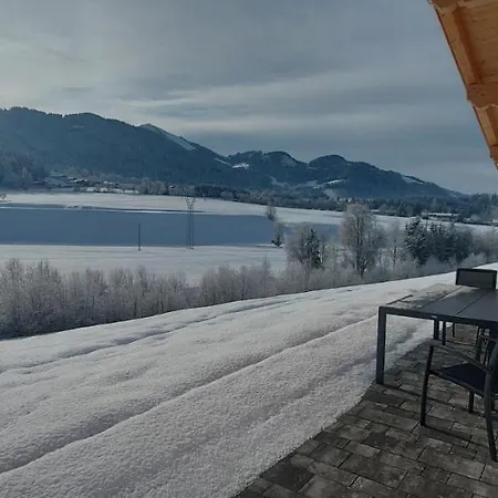 Zur Biene Feriehus Söll